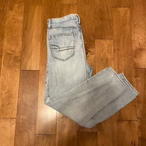 American Eagle Ripped Blue Jeans